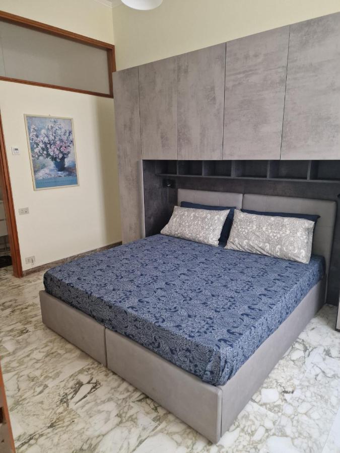 Apartamento In Pieno Centro Storico Antico Quadrilatero Bolonia Exterior foto