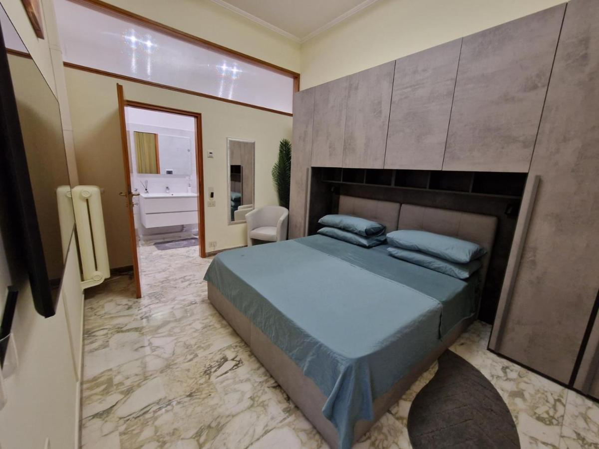 Apartamento In Pieno Centro Storico Antico Quadrilatero Bolonia Exterior foto